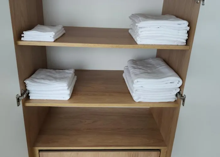 The Queen At Parkside *